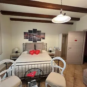 Ca' Nadia Guest house